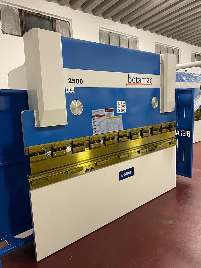 2021 IBETAMAC 2563 2 ax