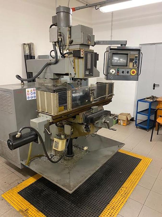 Used MILLING MACHINES REGULATED