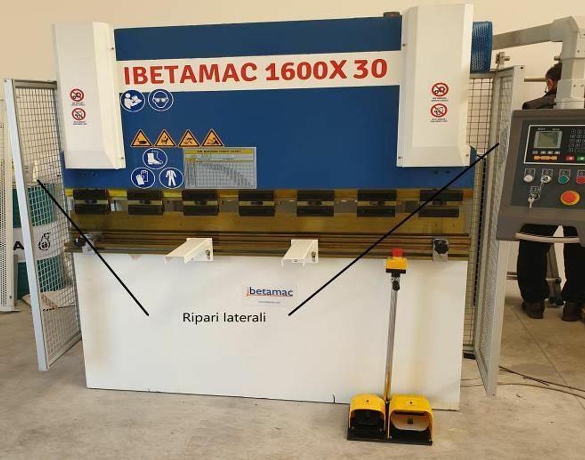 Used BENDING PRESS BRAKES TO REGULATION