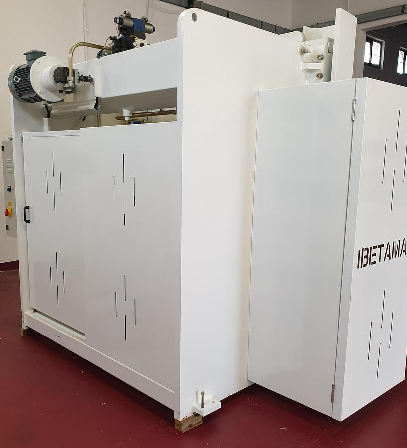 Used BENDING PRESS BRAKES TO REGULATION