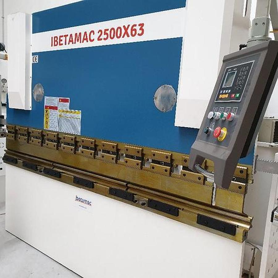 2021 IBETAMAC 2500 63 T