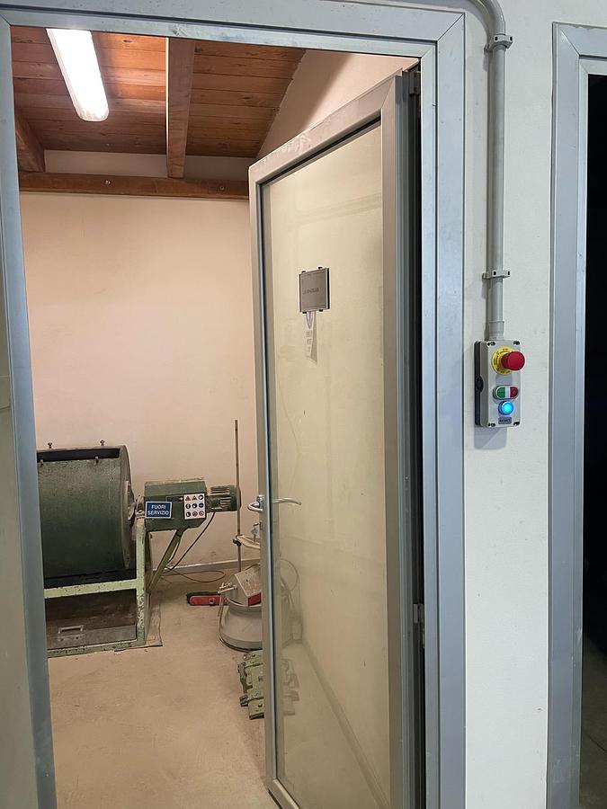 Used COMPLIANCE WITH CONSTRUCTION SECTOR TEST MACHINERY.