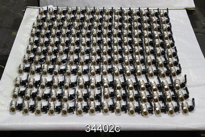 Unused (933) GMR 0.75" Threaded Ball Valves #34402