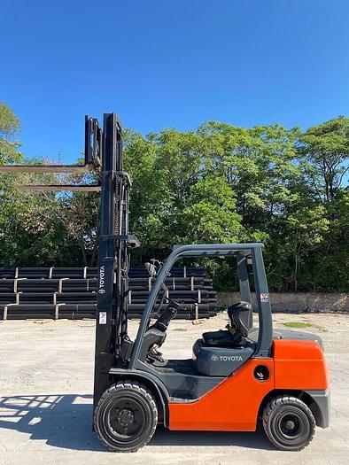 Used 2012 TOYOTA 8FDU30