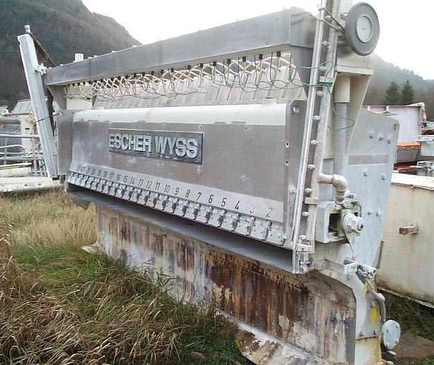Used 135" (3.42M) ESCHER WYSS S/S PRESSURIZED HEADBOX