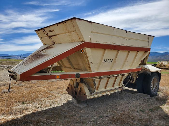 Used Belly Dump Trailer Pup - Pivot Track Filler
