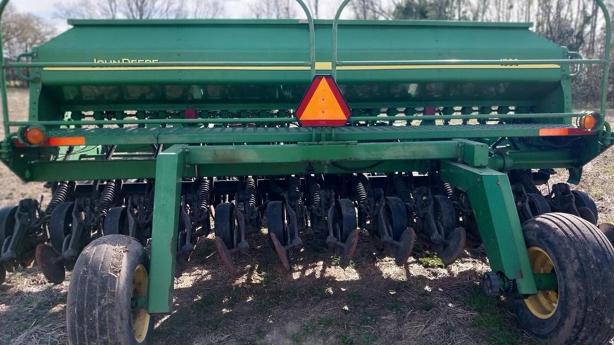 Used 2003 JOHN DEERE 1590&1560 Attached With Houck Hitch