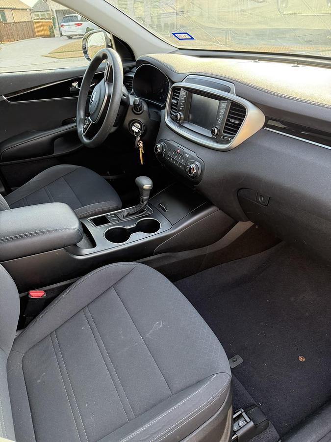 Used 2019 Kia Sorento LX 2WD