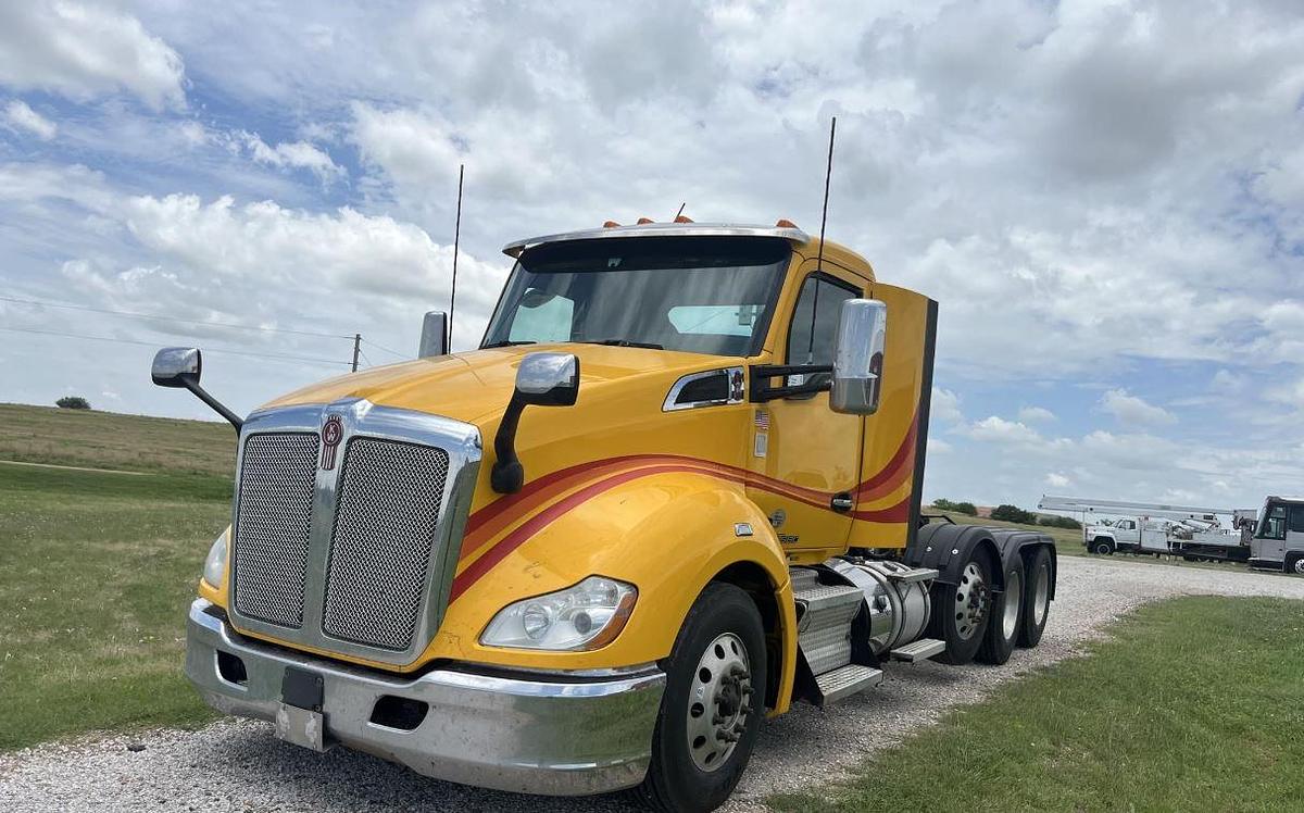 Used 2020 KENWORTH T680
