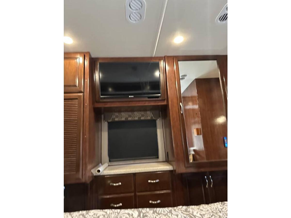 Used 2019 Fleetwood Southwind 34C
