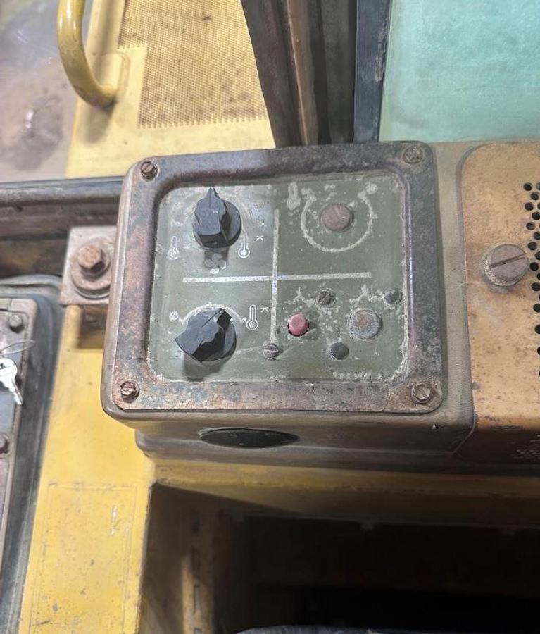 Used 1981 Caterpillar 953 Crawler Loader