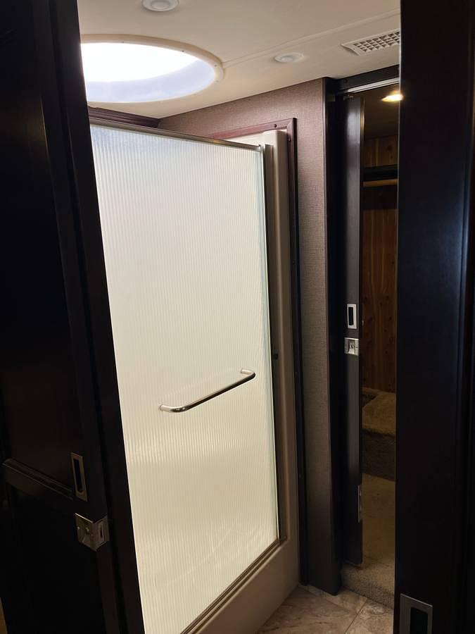 Used 2014 American Coach American Revolution 42T Class A Motorhome