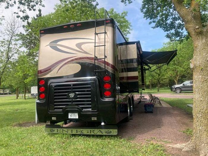 Used 2011 Entegra Anthem 44F