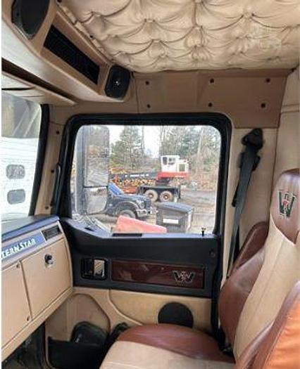 Used 2017 WESTERN STAR 4900FA