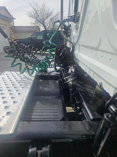 Used 2013 Freightliner Cascadia 125