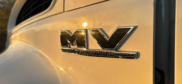 Used 2020 INTERNATIONAL MV Box Truck