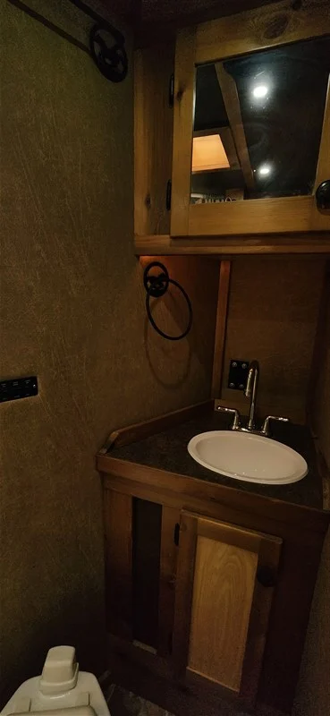 Used 2008 Dream Coach Platinum 3 Horse Trailer