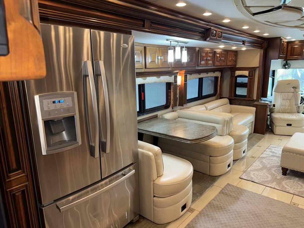 Used 2011 Tiffin Zephyr 45QBZ