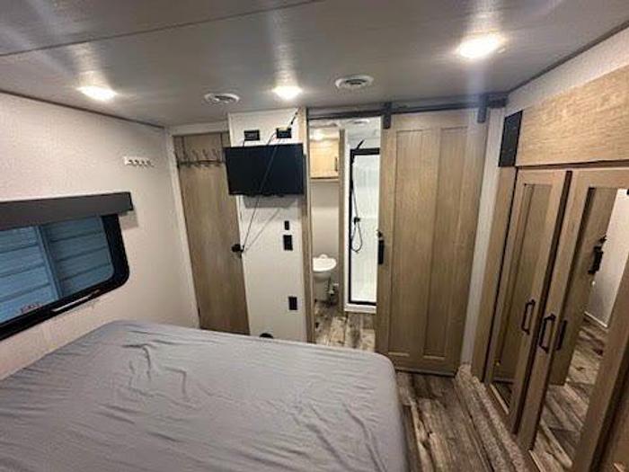 Used 2023 Keystone Raptor 415