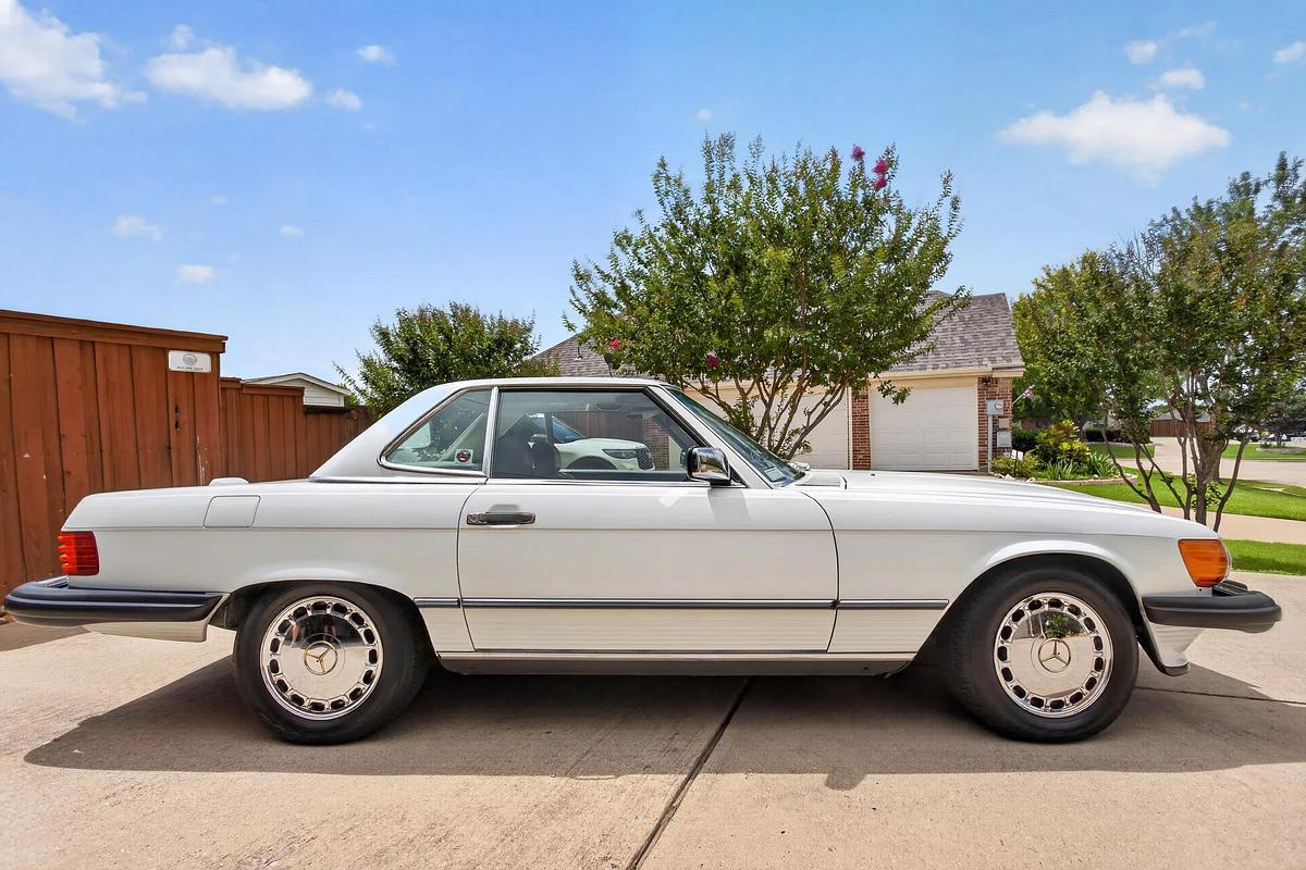 Used 1988 Mercedes-Benz 560 SL