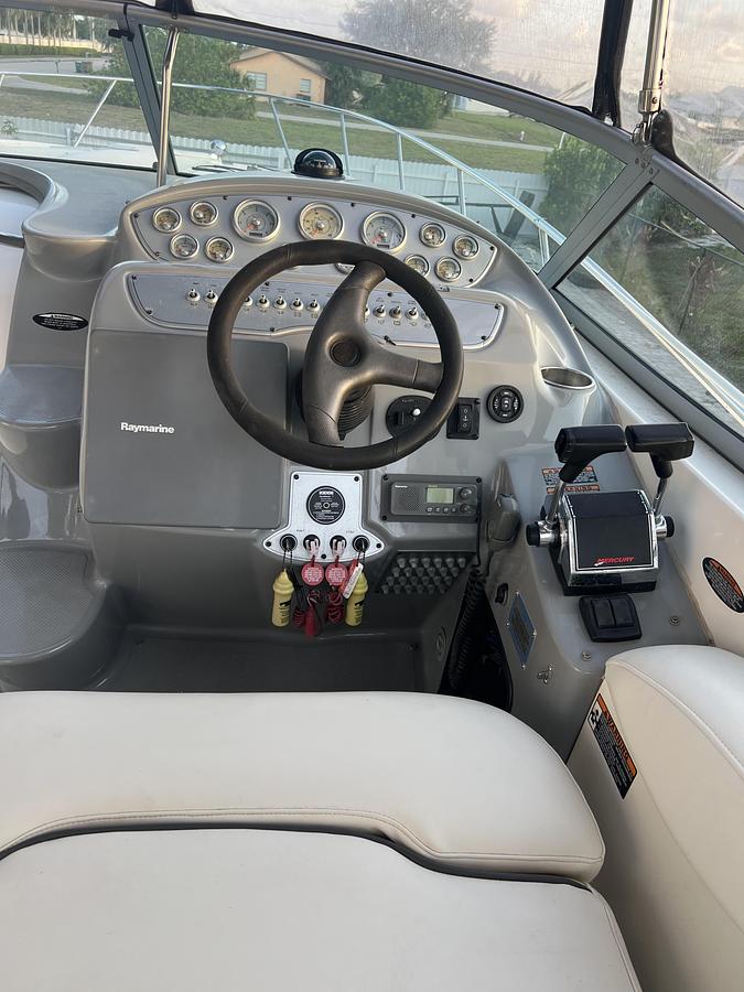 Used 2004 Maxum 3100 SE with Trailer