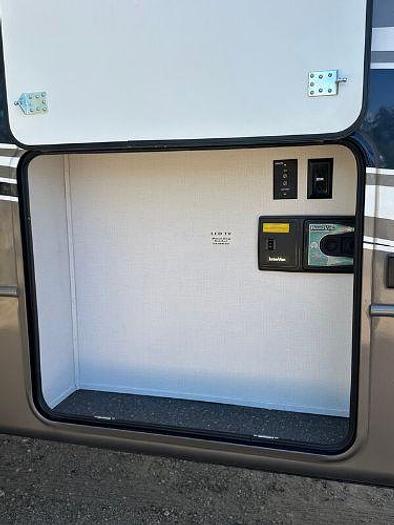 Used 2022 Keystone Montana 3781RL