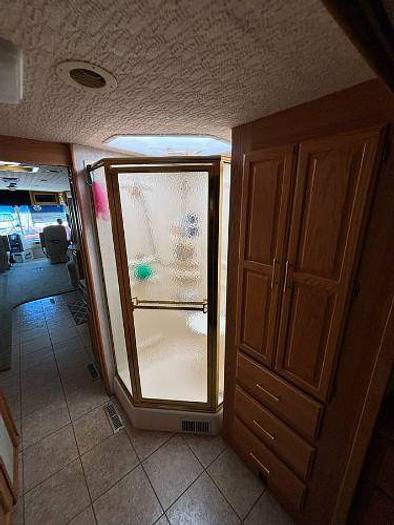 Used 2004 Winnebago Journey WKP39K