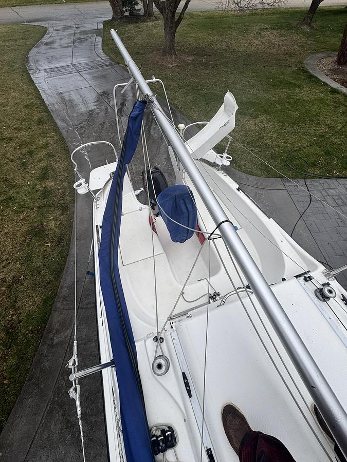Used 2004 MacGregor 26m Sailboat