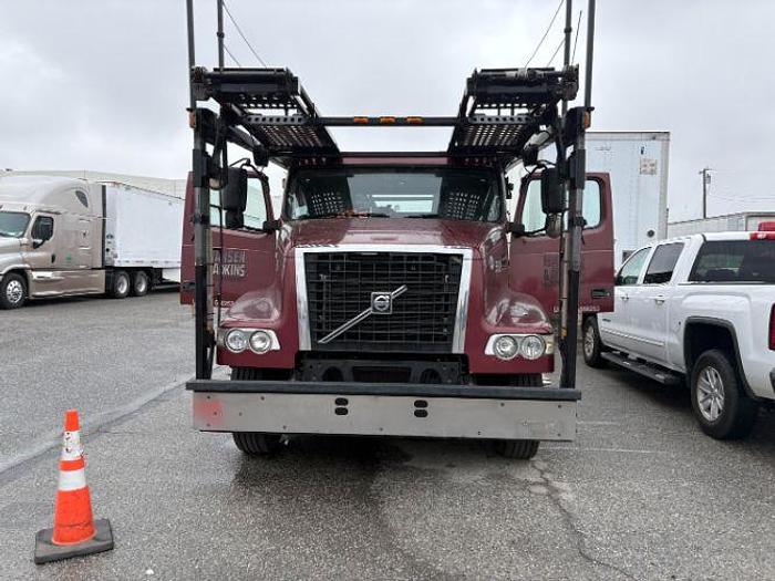Used 2012 Volvo VAH64200 Car Hauler
