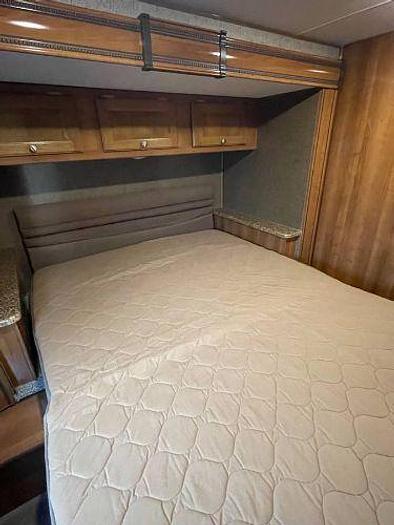 Used 2018 Coachmen Leprechaun 260DS