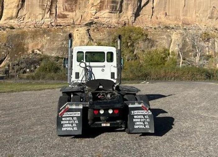Used 2014 KENWORTH T880
