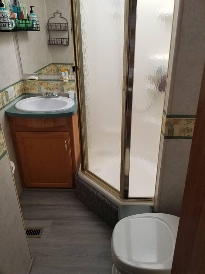 Used 2001 Condor R Vision