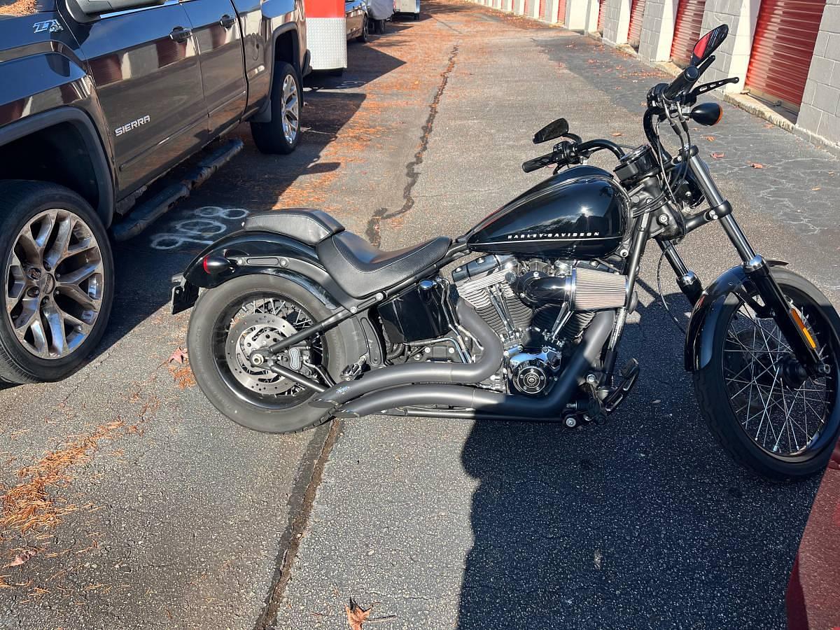 Used 2011 Harley-Davidson Blackline Motorcycle • Manual Transmission • Clean Title