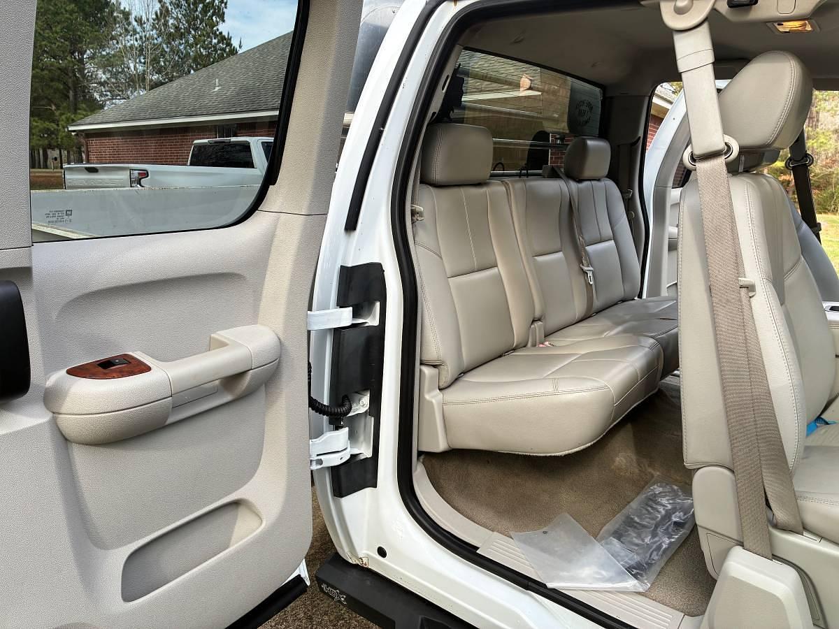 Used 2007 Chevrolet Silverado 1500 LTZ Extended Cab Flatbed