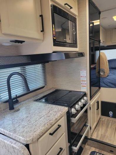 Used 2023 Thor Motor Coach Freedom Elite 22HE