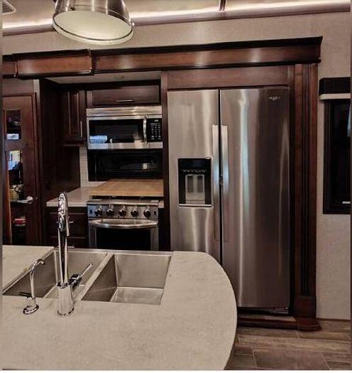 Used 2020 Jayco Pinnacle 36ssws