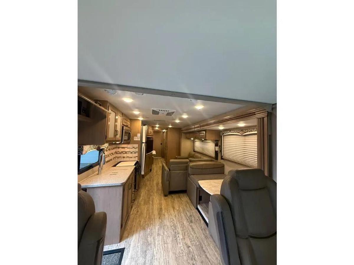 Used 2018 Thor Motor Coach Hurricane 35M Class A Motorhome