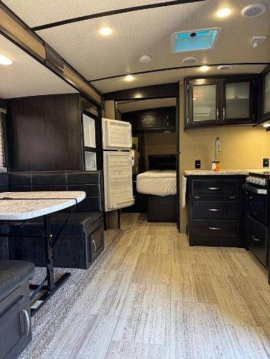 Used 2018 Grand Design Imagine 2400BH