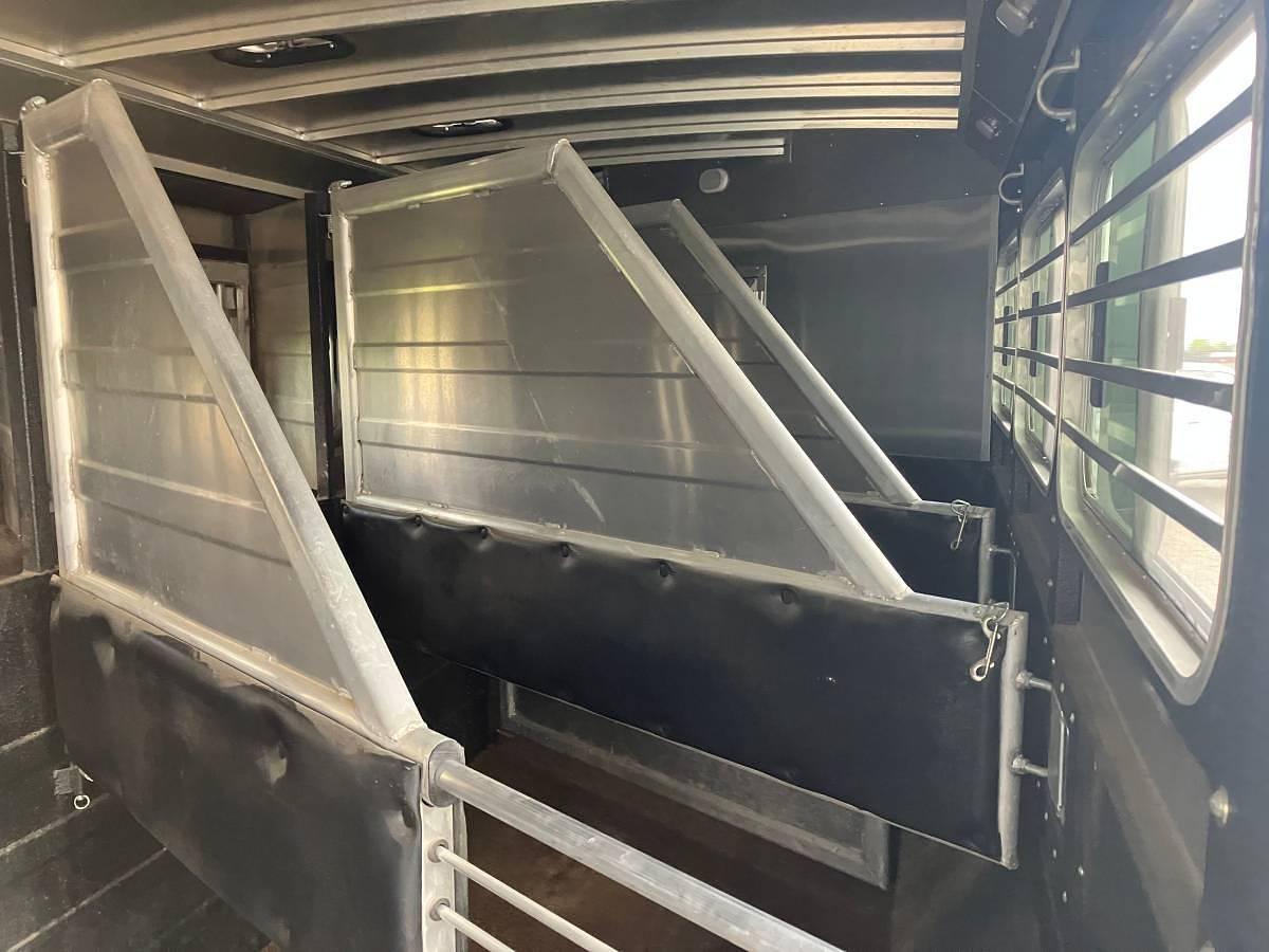 Used 2020 Logan Coach 4 Horse Living Quarters