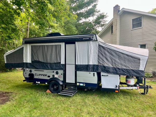 Used 2021 Coachmen Clipper 1285SST