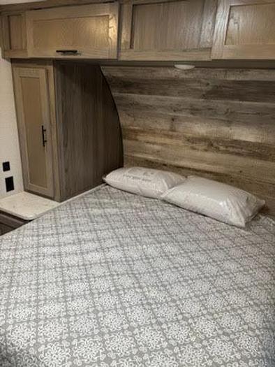 Used 2023 Gulf Stream Kingsport Supreme 295SBW