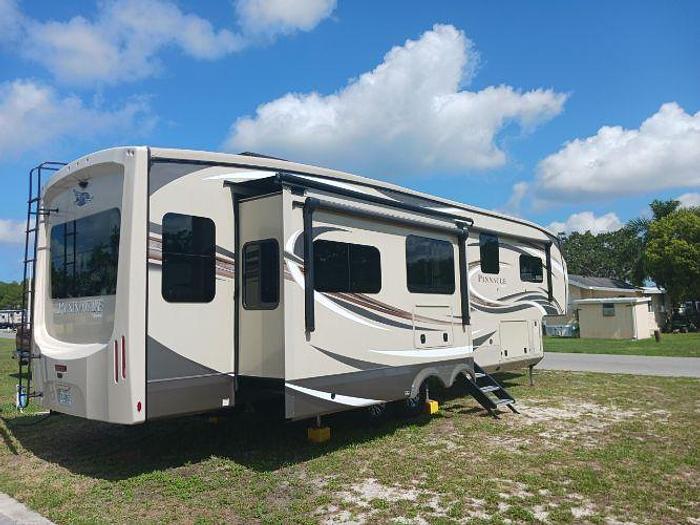 Used 2019 Jayco Pinnacle 36KPTS