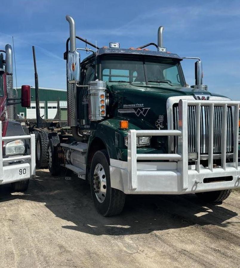 Used 2020 WESTERN STAR 4900 with LINCOLN TRAILER