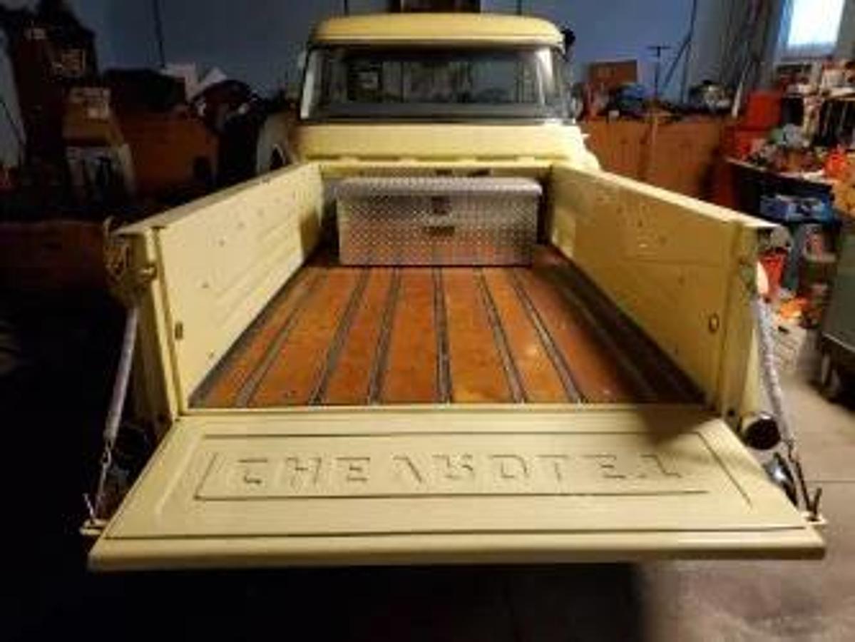 Used 1957 Chevrolet 3200