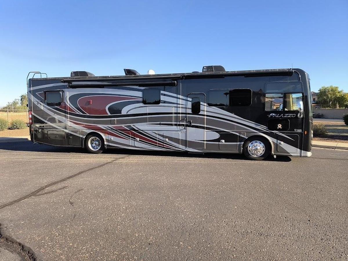 Used 2022 Thor Palazzo 37.4