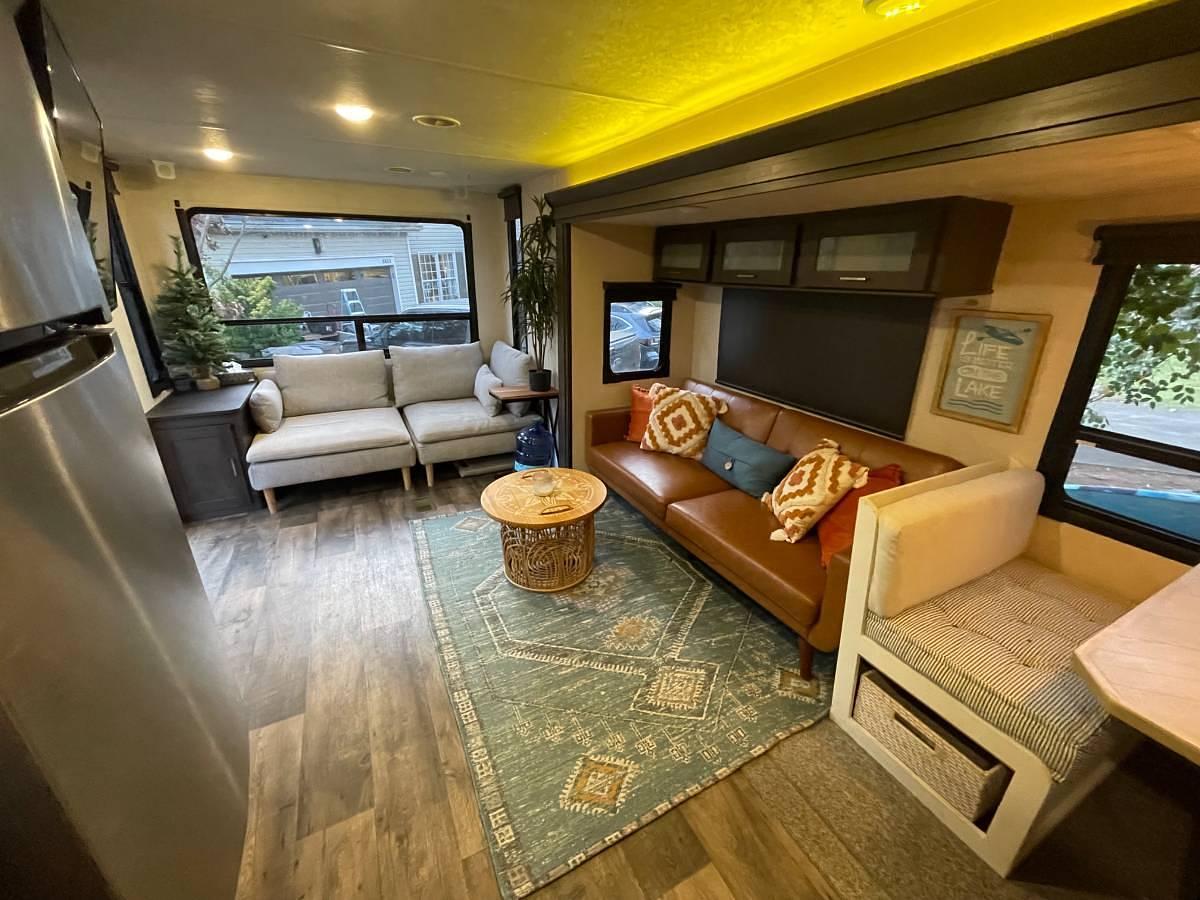 Used 2018 Forest River Salem Travel Trailer