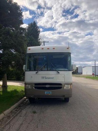 Used 1998 Four Winds Windsport 33B