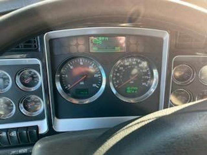 Used 2013 KENWORTH T800 With 2013 Hiab XS 355 Hi Pro Crane