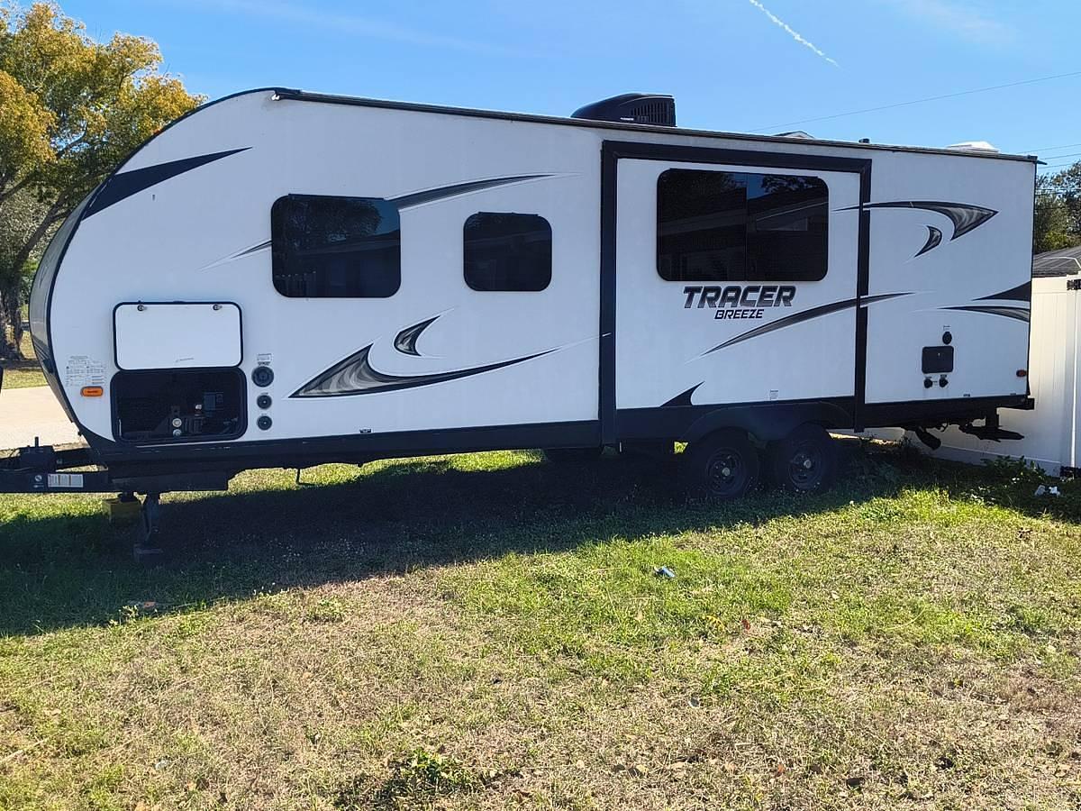 Used 2014 Prime Time Tracer Breeze Travel Trailer