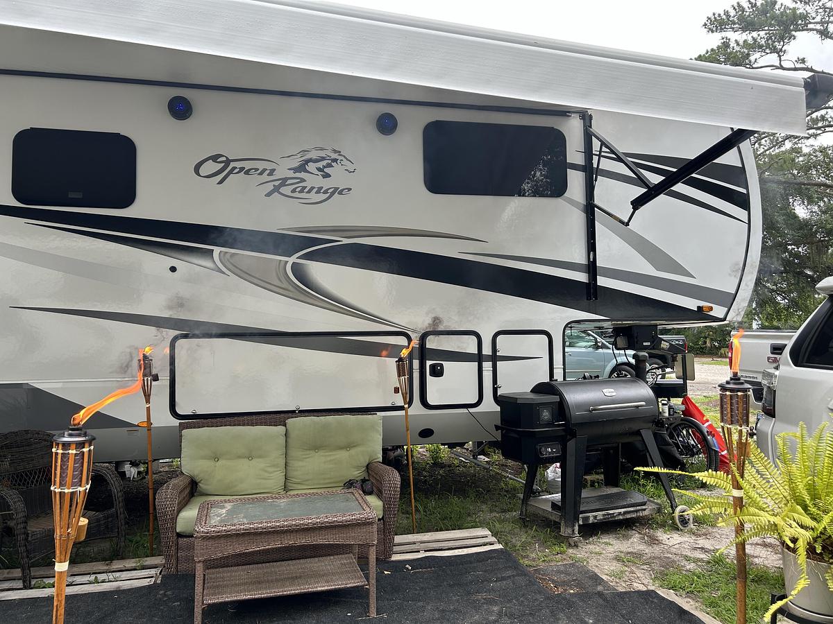 Used 2024 Highland Ridge Open Range 371MB Fifth Wheel